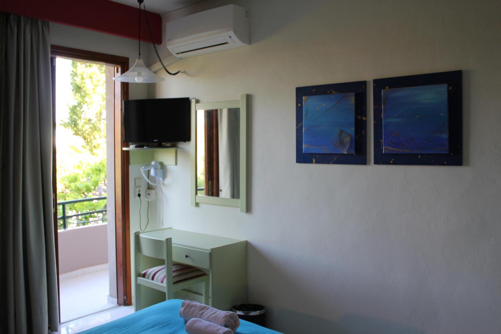 John Mary Aparthotel Faliraki Quarto foto